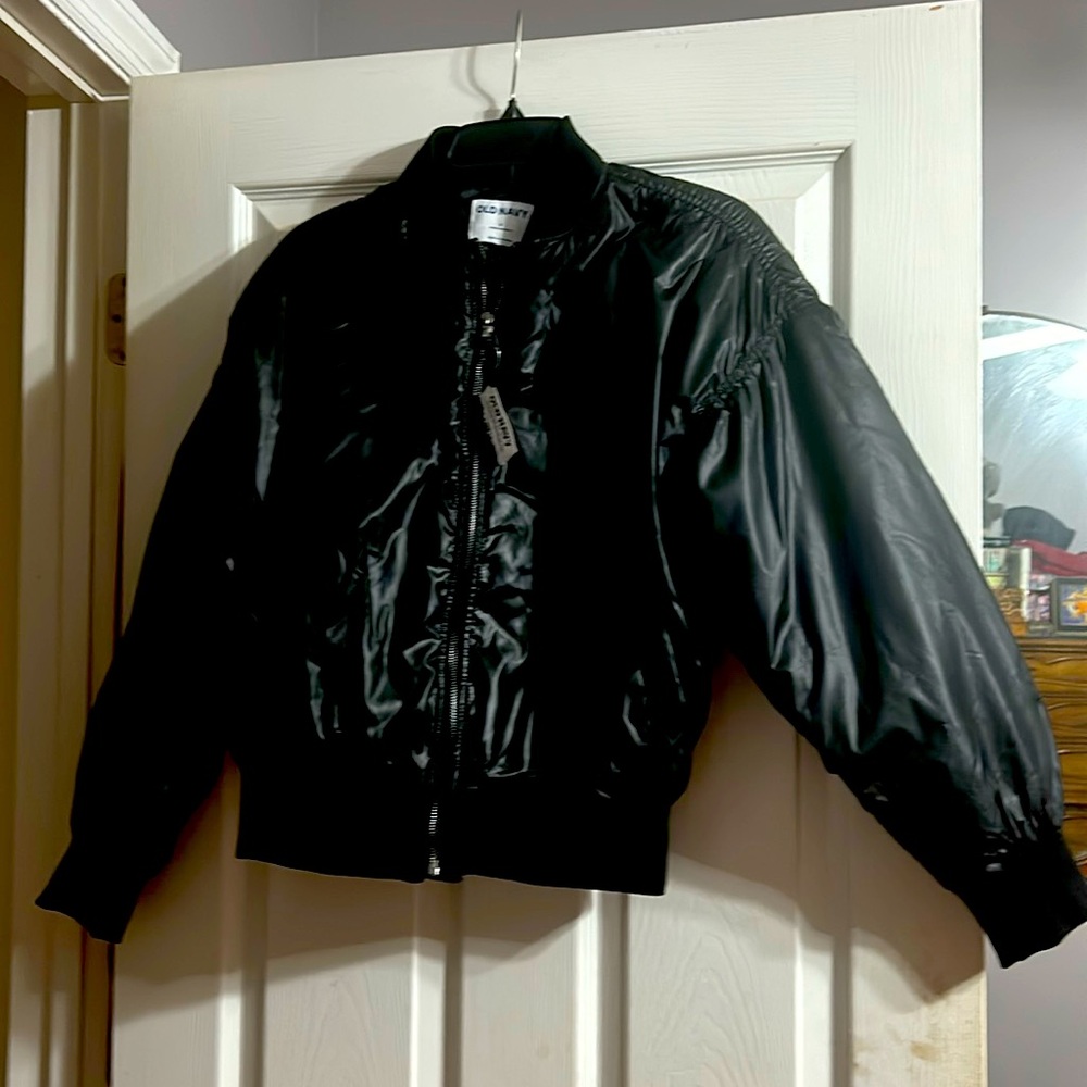 Brand new still has tags bonnet jacket parachute material size small